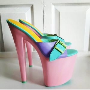 YRU Sugar Butterfly pastel platforms size 9